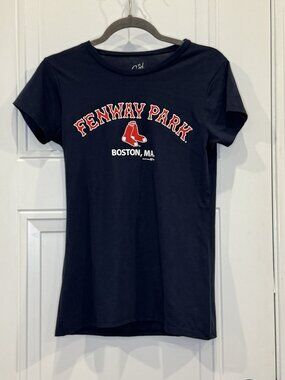 Boston Red Sox Navy Graphic Short Sleeve T-Shirt Medium EUC